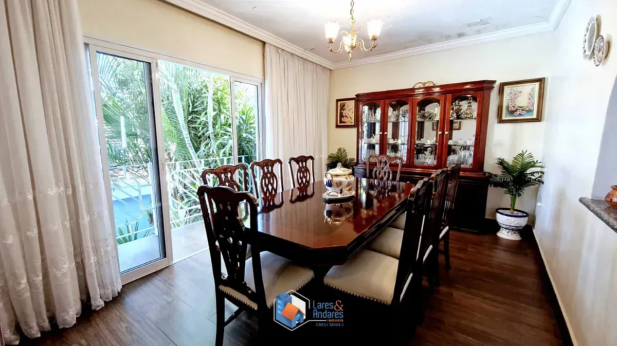 Imagem Casa para venda em Vila Mazzei com 3 quartos, sendo 1 suíte, 200m²