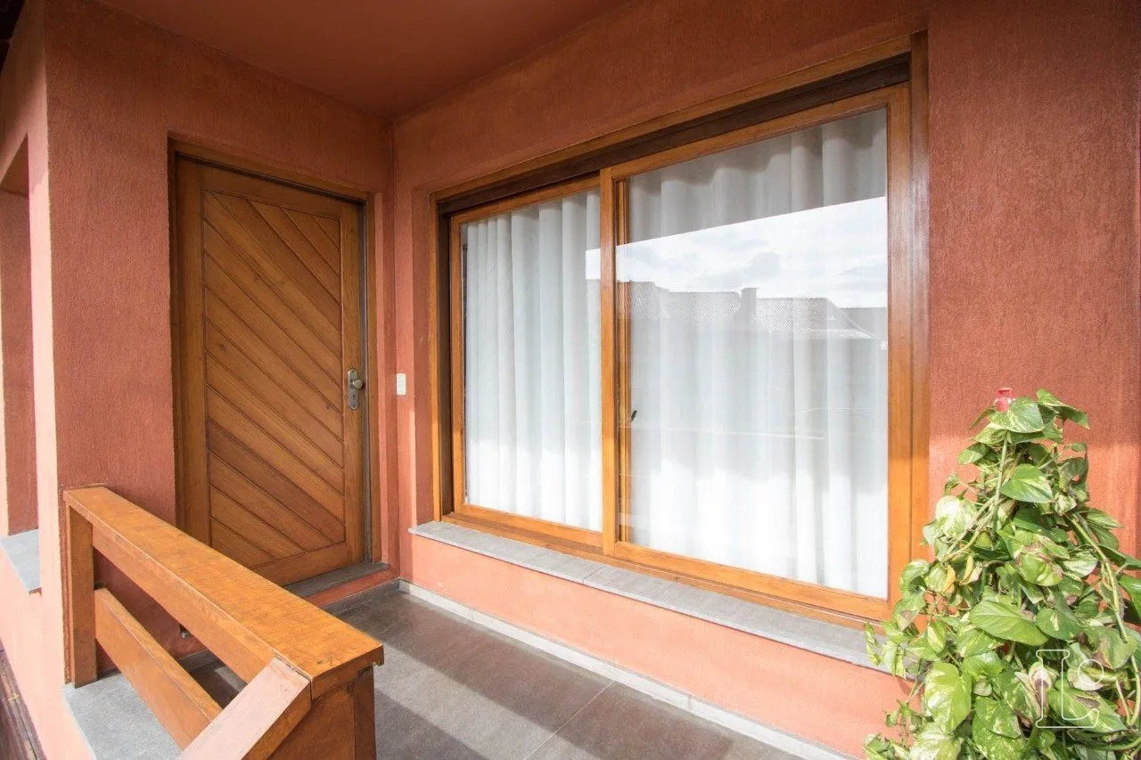 Imagem Casa Condominio para Venda - 382.86m², 4 dormitórios, sendo 2 suites, 4 vagas - Cristal