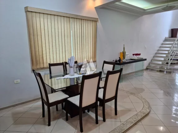 Imagem Casa á venda - 3 dormitórios - edícula - Ponta da Praia - Santos