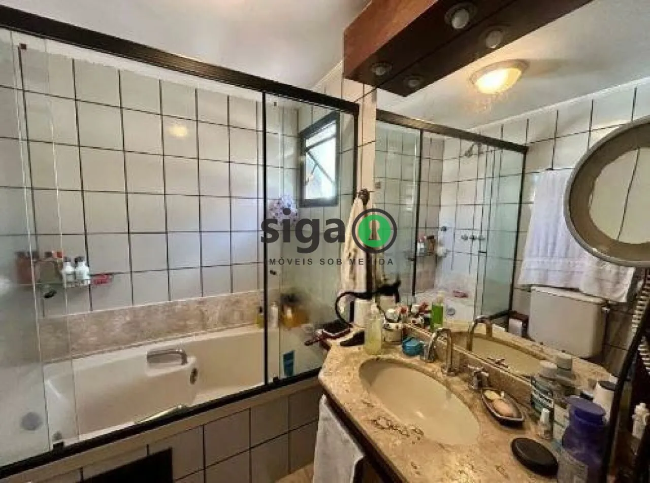 Imagem Apartamento Alto Padrão de 4 Quartos com 3 Vagas -165m² à Venda.