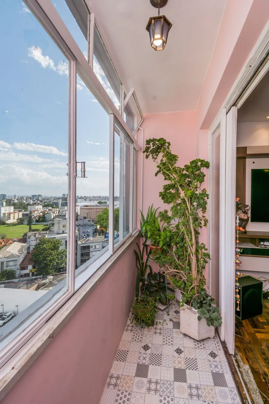 Imagem Apartamento de 3 dormitórios à venda no Bairro Rio Branco - Porto Alegre