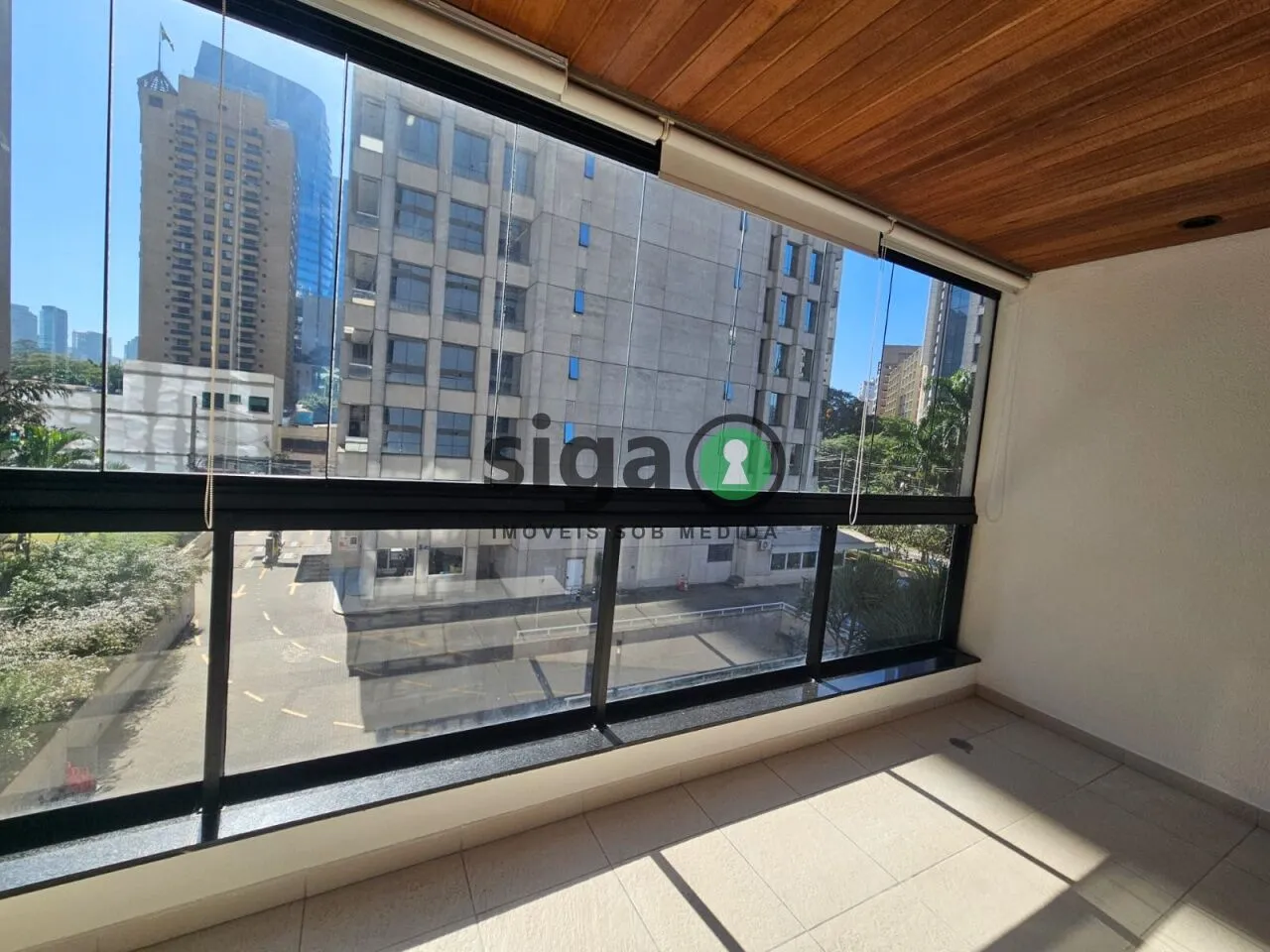 Imagem Apartamento mobiliado para alugar no Condomínio Limited Funchal