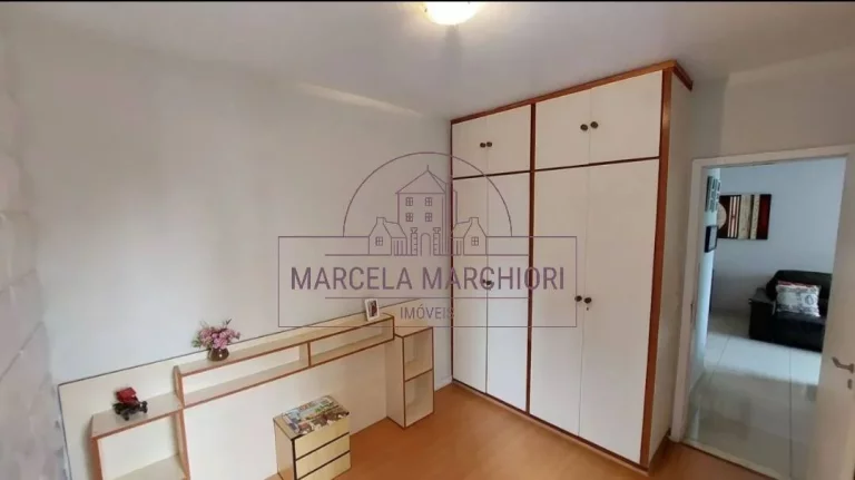 Imagem Apartamento 2 quartos, 2 banheiros, sol da manhã, armários, Praia da Costa