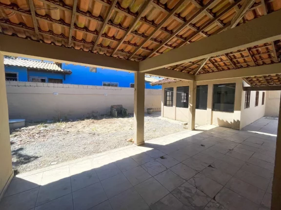 Imagem Casa com 4 dormitórios à venda, 160 m² por R$ 750.000 - Tucuns - Armação dos Búzios/RJ