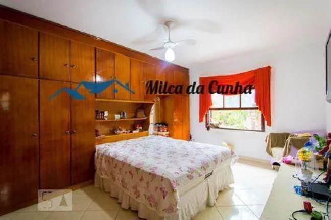Imagem Sobrado à Venda com 3 dormitórios, 3 vagas, 207m² Construção, Jd Stella, Santo André