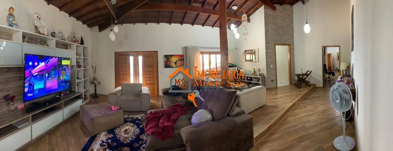 Imagem Casa com 4 dormitórios à venda, 300 m² por R$ 2.500.000,00 - Fazenda Velha - Arujá/SP