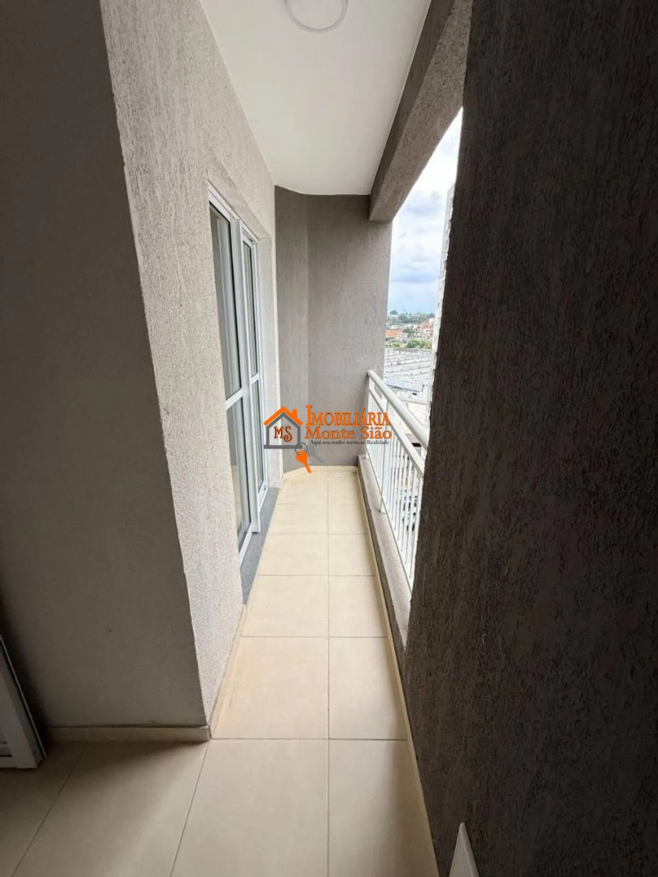 Imagem Apartamento com 2 dormitórios à venda, 44 m² por R$ 360.400,00 - Água Chata - Guarulhos/SP