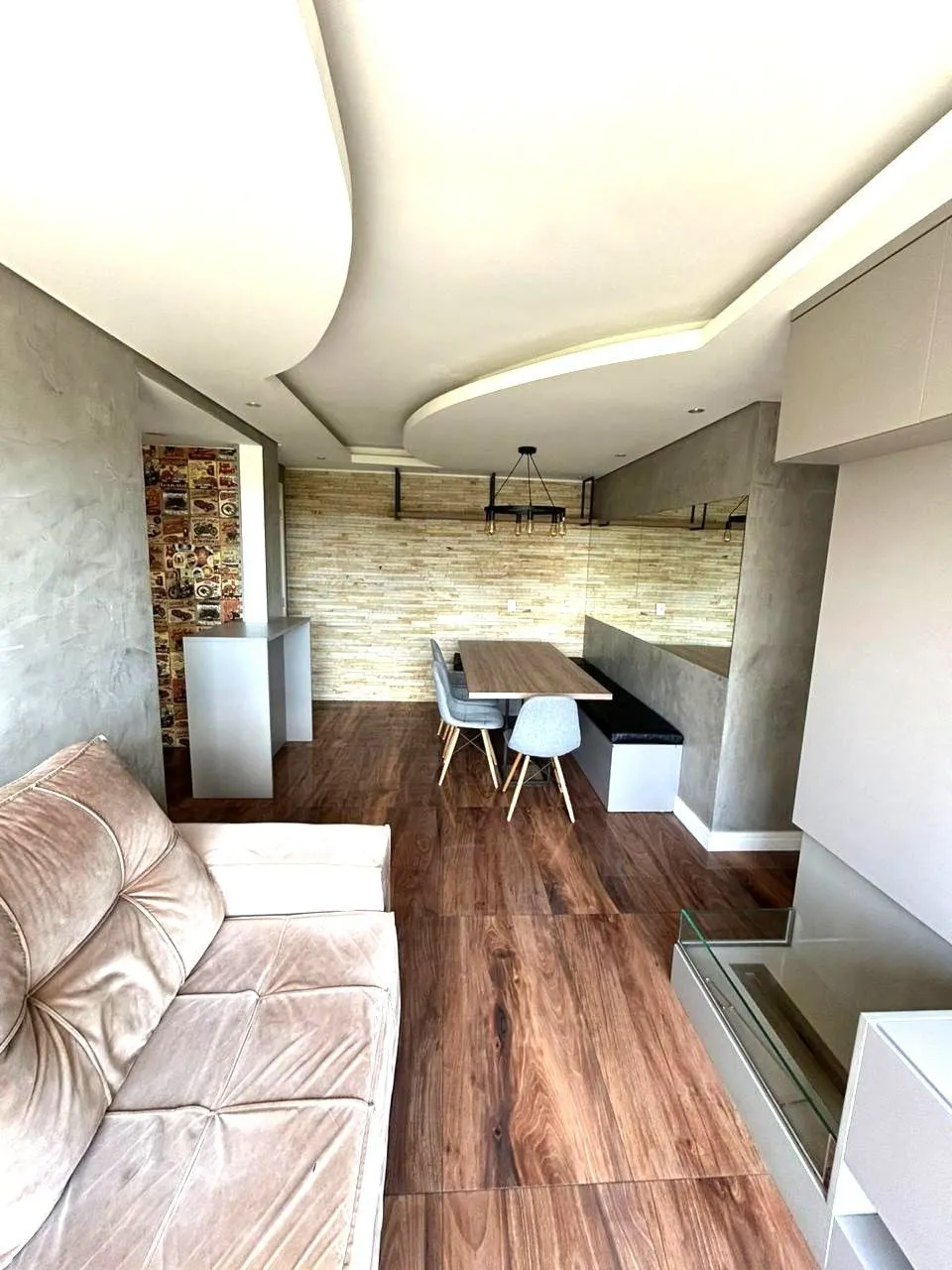 Imagem Apartamento no Sarandi de 3 dormitórios e 2 vagas
