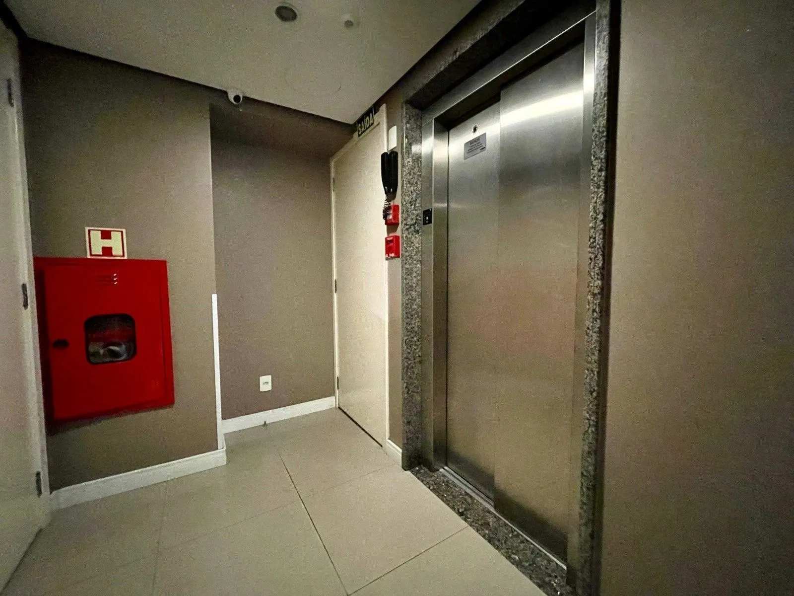 Imagem Vende-se apartamento com 2 quartos (1 suíte), 65m² e 2 vagas - Higienópolis