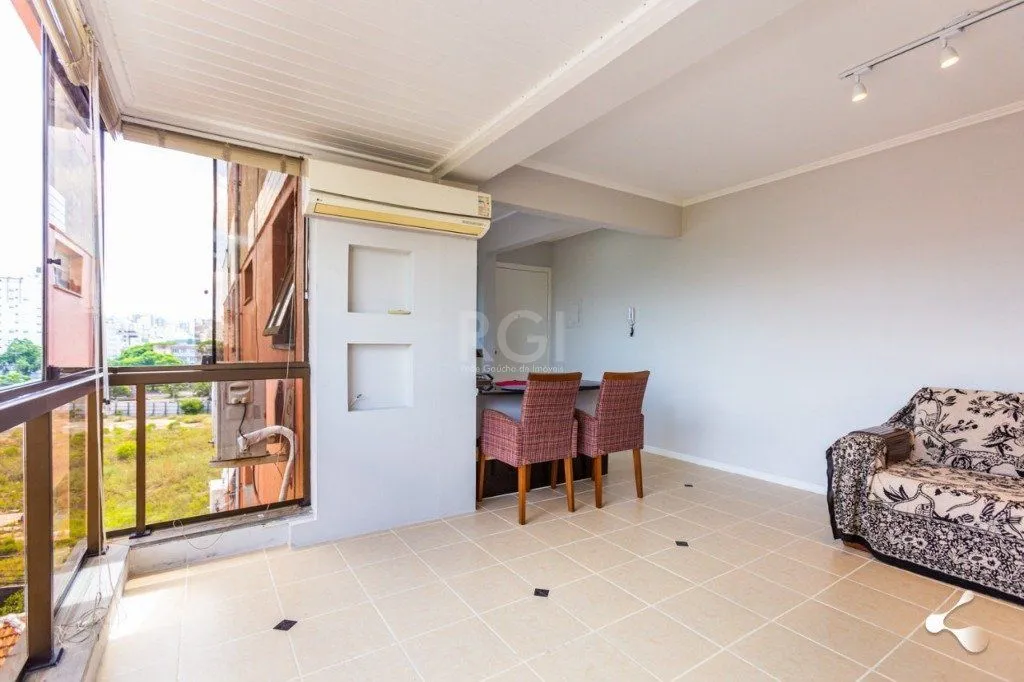 apartamento de 1 quarto no 7º andar - com garagem.