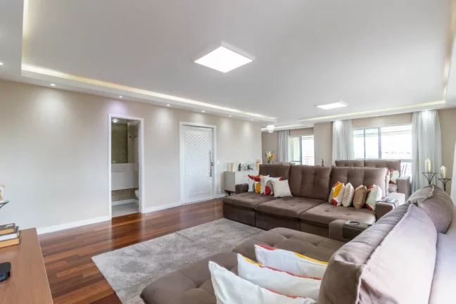 Imagem Apartamento à venda em São Paulo, Vila Sofia, com 4 quartos, 247m2