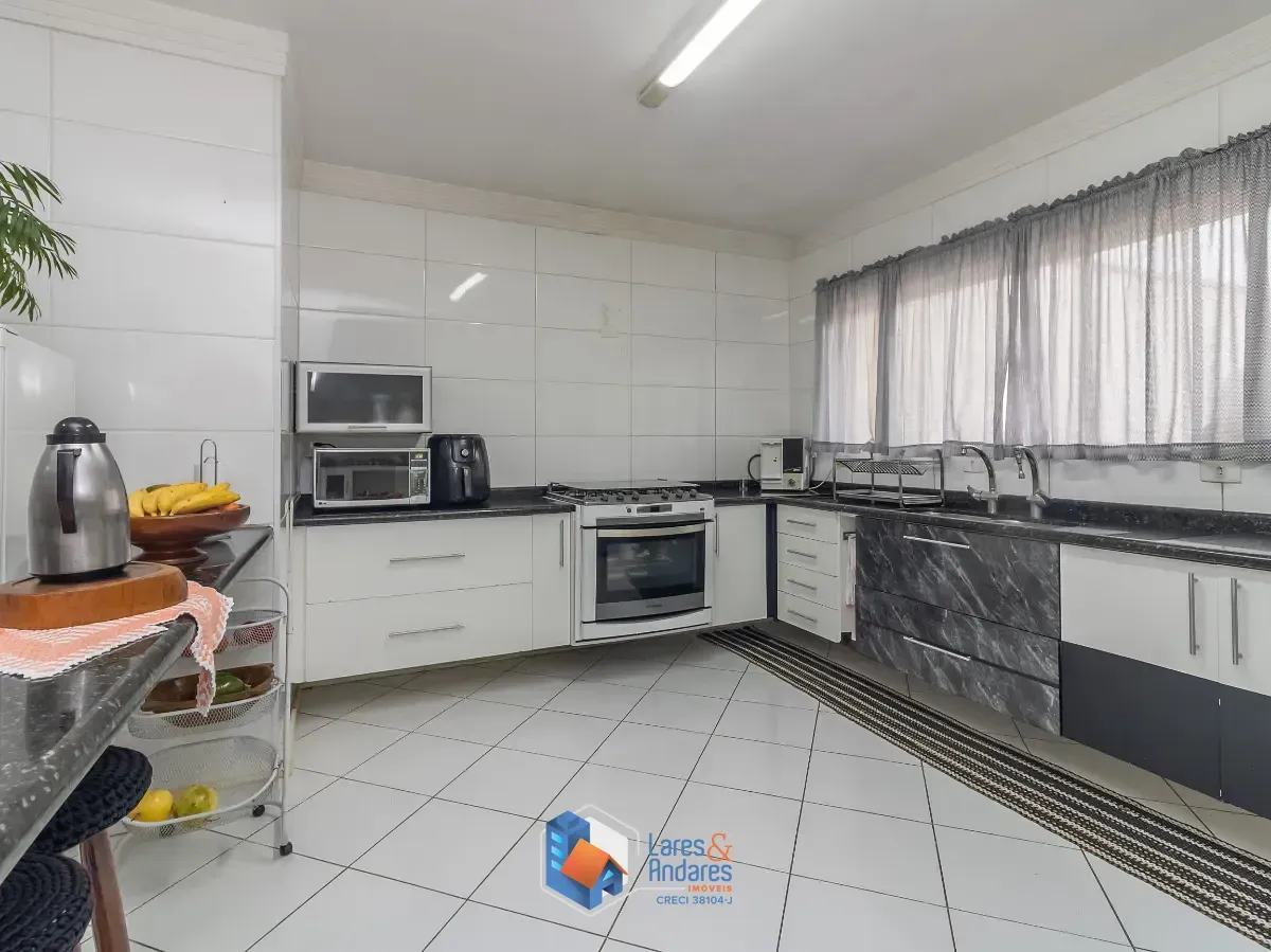 Imagem Sobrado para venda em Vila Carrão com 3 quartos, sendo 3 suítes, 289m²
