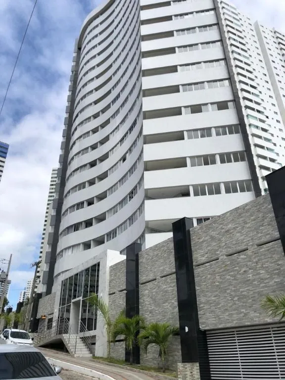 Imagem Apartamento de 54 m² no Vuarnet Home Service, em Miramar, João Pessoa, com 2 quartos, sendo 1 suíte, 2 banheiros e 2 vagas de garagem.