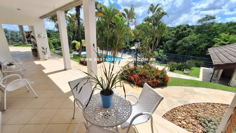 Imagem CASA LUXUOSA 4 SUÍTES PISCINA ÁREA GOURMET COMPLETA EM CONDOMÍNIO FECHADO