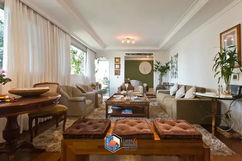 Imagem Apartamento para venda em Campo Belo com 4 quartos, sendo 3 suítes, 235m²