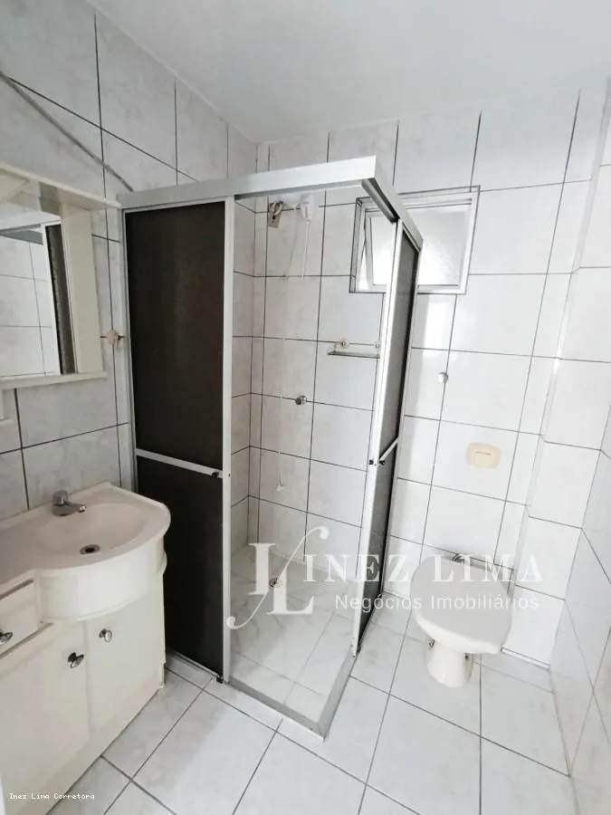Imagem Apartamento para Venda em Itapema, Meia Praia, 3 dormitórios, 1 suíte, 2 banheiros, 1 vaga