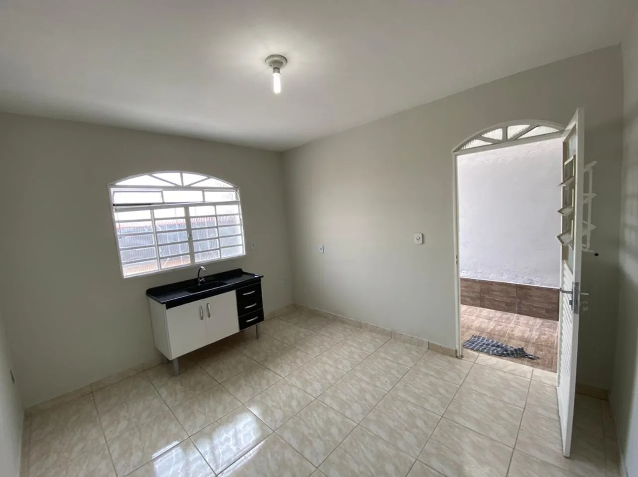 Imagem Casa à venda 2 Quartos, 1 Vaga, 265M², Campos Elíseos, Taubaté - SP