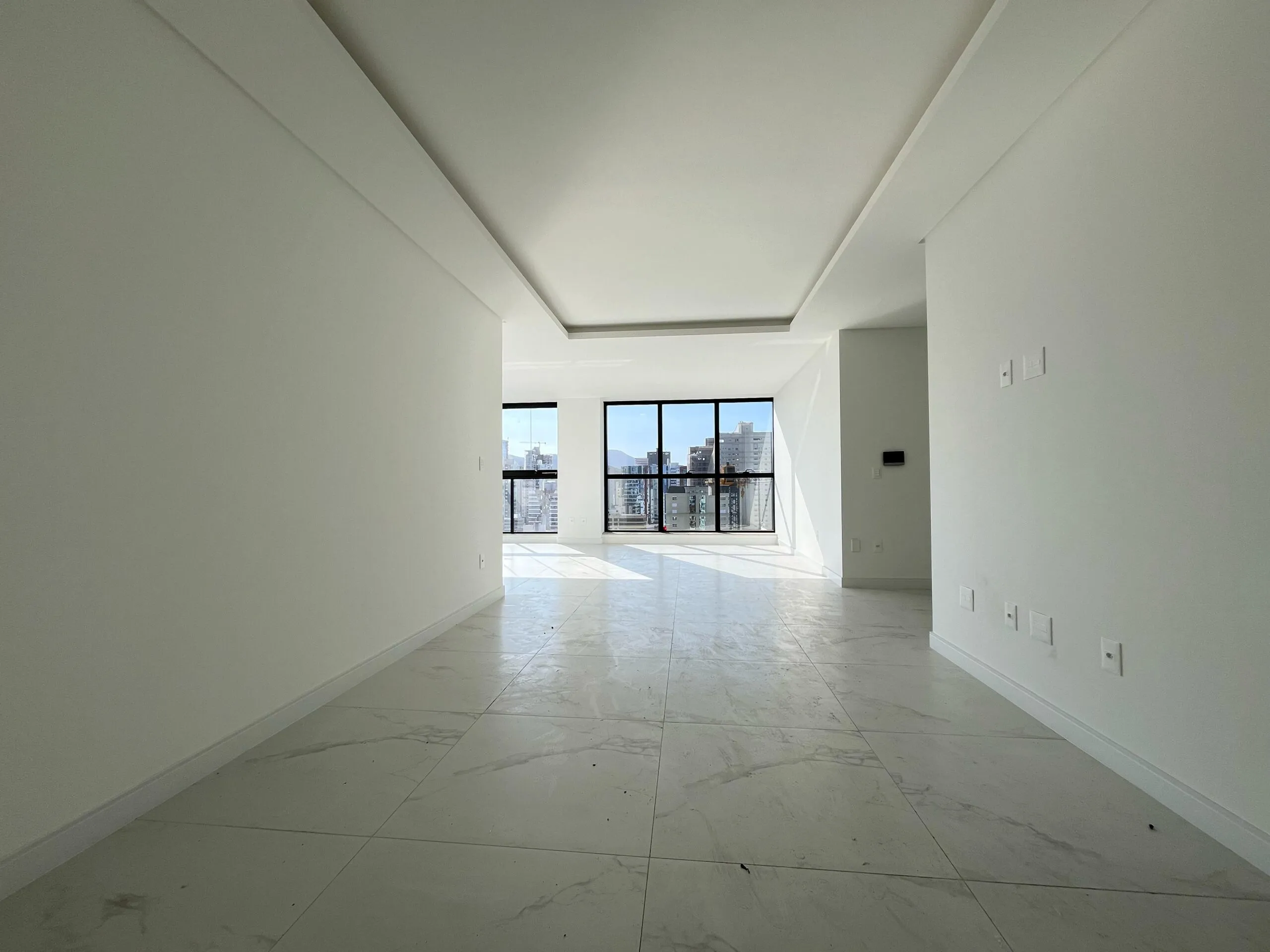 Imagem Apartamento com vista para o mar à venda com 153m2 por R$ 3.725.000,00