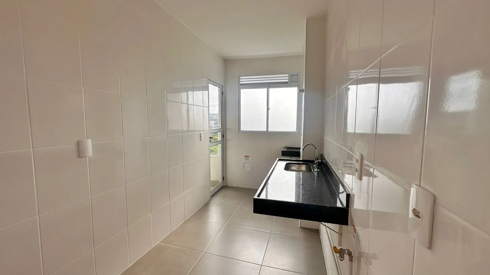 Imagem Apartamento Novo de dois dormitorios e duas vagas