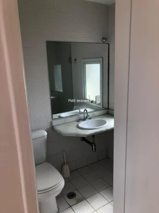Imagem Luxuosa cobertura de 3 quartos no Alto da Lapa, São Paulo-SP: 2 suítes, 2 salas, 3 vagas de garagem e 167m² de área!