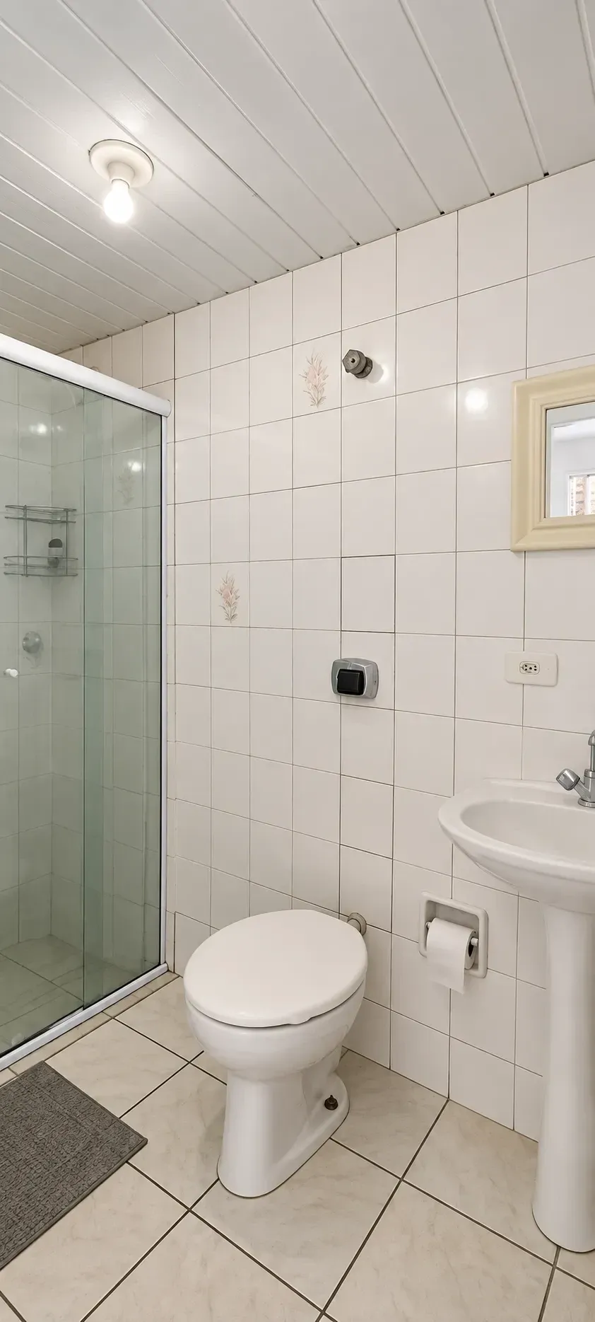 Imagem Apartamento com 2 Quartos à Venda, 44 m² em Coqueiros - Florianópolis