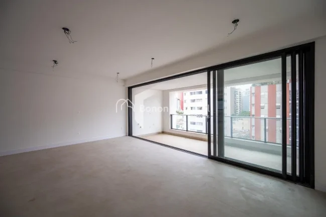 Imagem Este imóvel nunca habitado está pronto para se transformar no lar que você sempre sonhou. Com esp...