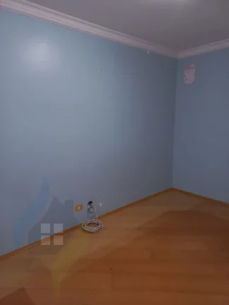 Imagem Apartamento de 2 dorms, 2 salas, 1 banheiro, 1 vaga com 54m² em Taboão, Diadema