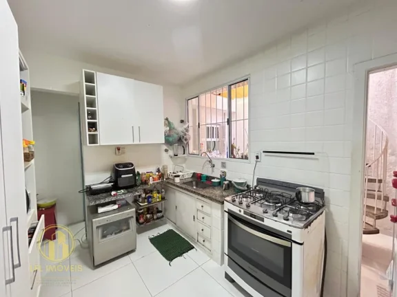 Imagem Sobrado com 131m², com 2 dormitórios e 1 vaga. Jardim Paulistano