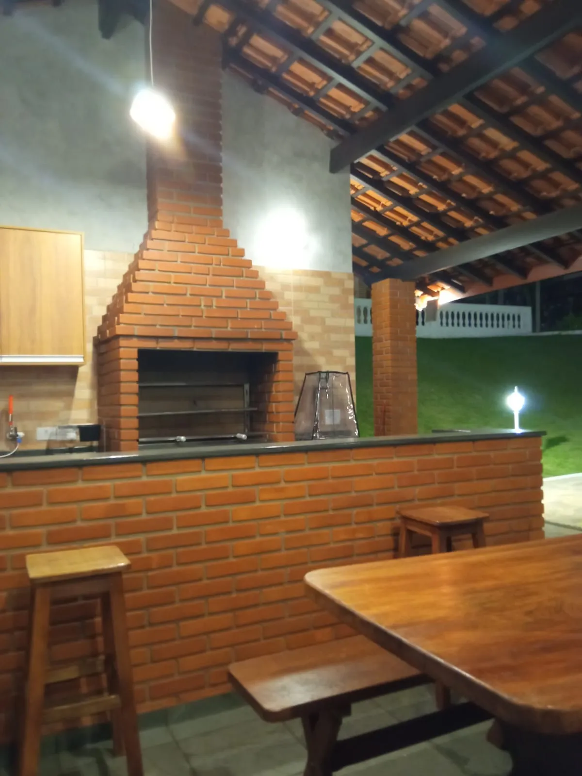 Imagem Chácara com 2.112,00m² Localizado no Condomínio Vitassay.