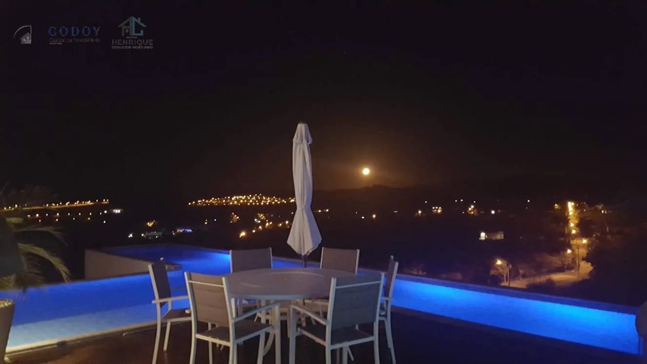 Imagem Residência de Alto Padrão no Condomínio Reserva Altos do Cataguá