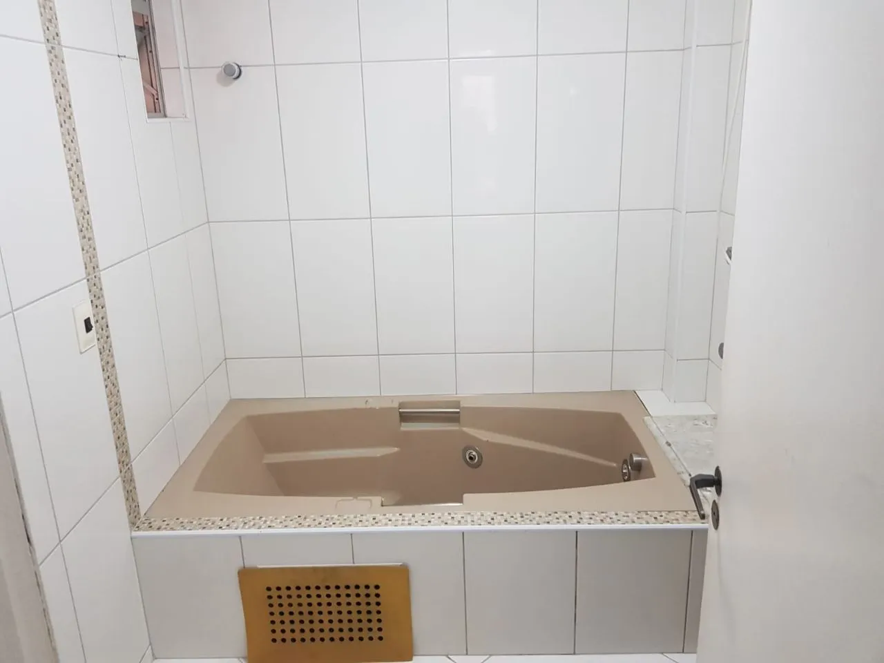 Imagem Apartamento com 3 dormitórios Edifício Arpoador no Centro de Sorocaba/SP