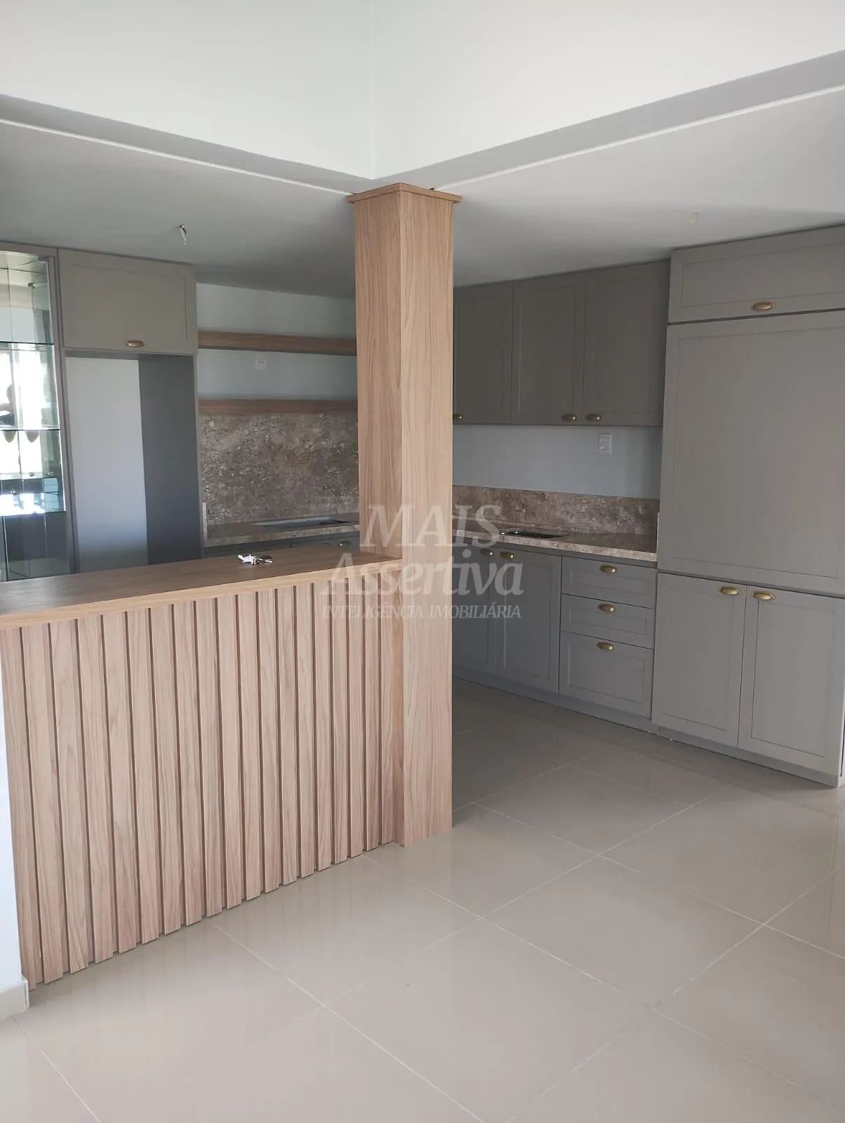 Imagem Excelente casa a venda em Tramandaí - 3 dormitórios, 2 vagas de garagem