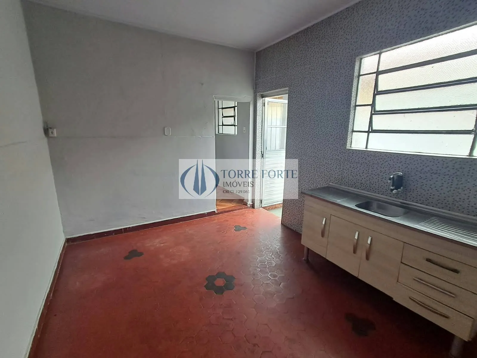 Imagem Casa 2 dormitórios 1 banheiro 4 vagas na Vila Carrão