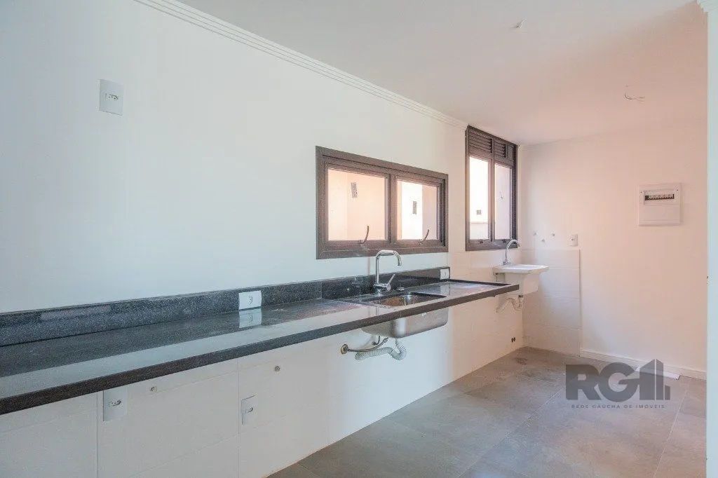 Imagem Apartamento Garden de 136,66m² com 3 dormitórios e 2 vagas no bairro Nonoai!