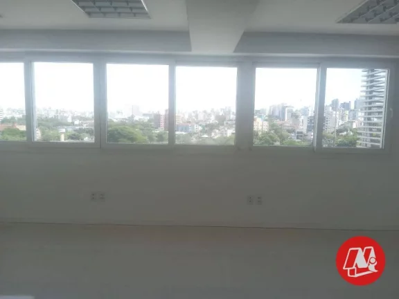 Imagem Aluga-se sala comercial de 100m² próximo ao Cobasi da Ipiranga