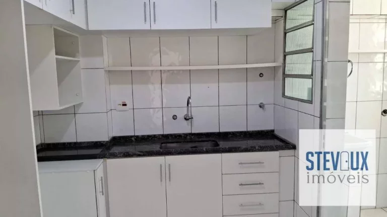 Imagem Apartamento com 2 dormitórios próximo ao metrô Eucaliptos ( está locado)