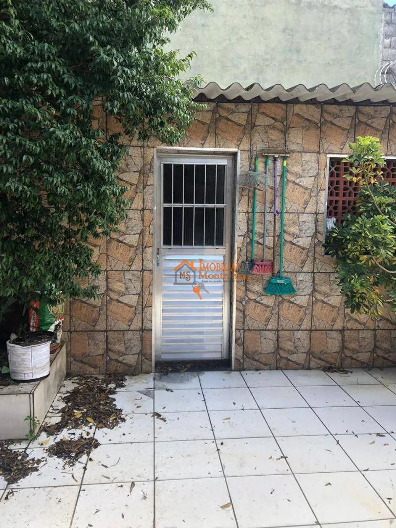 Imagem Casa com 3 dormitórios à venda, 377 m² por R$ 693.000,00 - Taboão - Guarulhos/SP