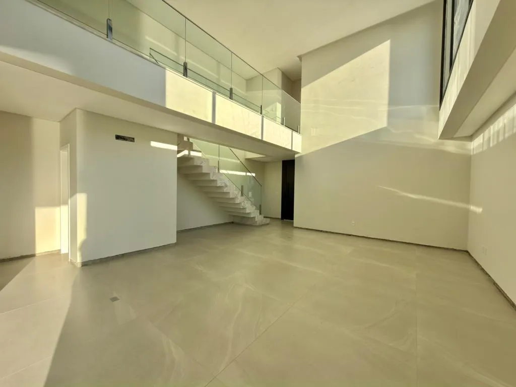 Imagem Casa 4 Dormitórios - Bairro Atlantida