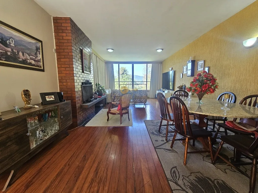 Imagem Casa para Venda em Teresópolis / RJ no bairro Parque do Ingá