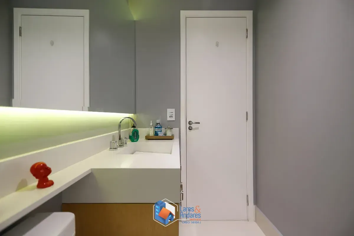 Imagem Apartamento para venda em Vila Anastácio com 2 quartos, sendo 1 suíte, 77m²