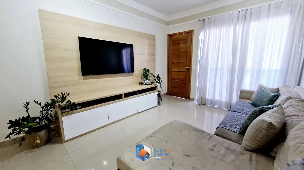 Imagem Sobrado para venda em Tucuruvi com 3 quartos, sendo 3 suítes, 144m²