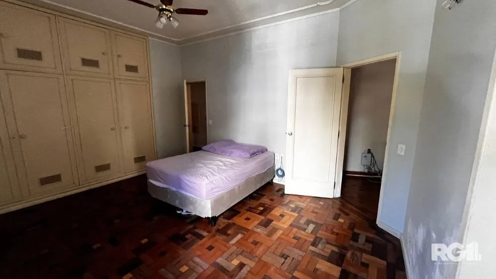 Imagem CASA A VENDA, AMPLA NA COMENDADOR BATISTA!