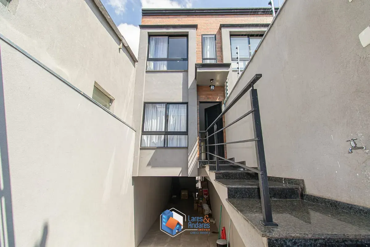 Foto do imóvel Casa para venda em Vila Moraes com 3 quartos, sendo 3 suítes, 161m² em Rua Romão Puiggari