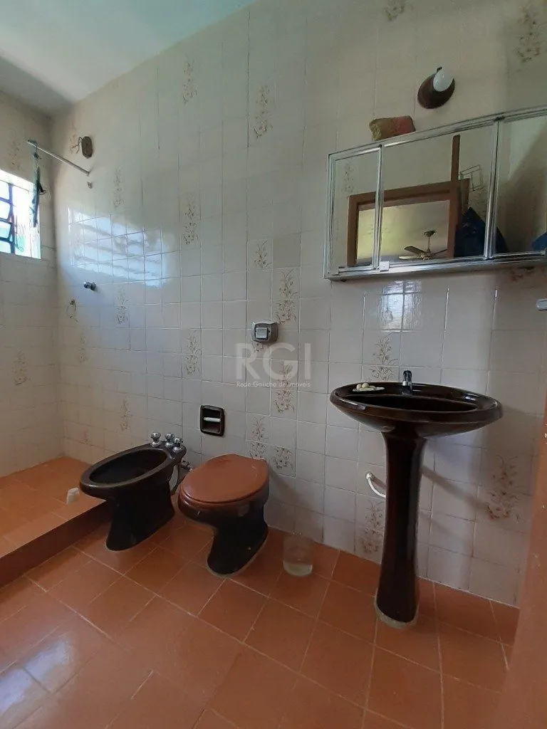 Imagem Casa para Venda - 185m², 4 dormitórios, sendo 1 suites, 2 vagas - Jardim Sabará