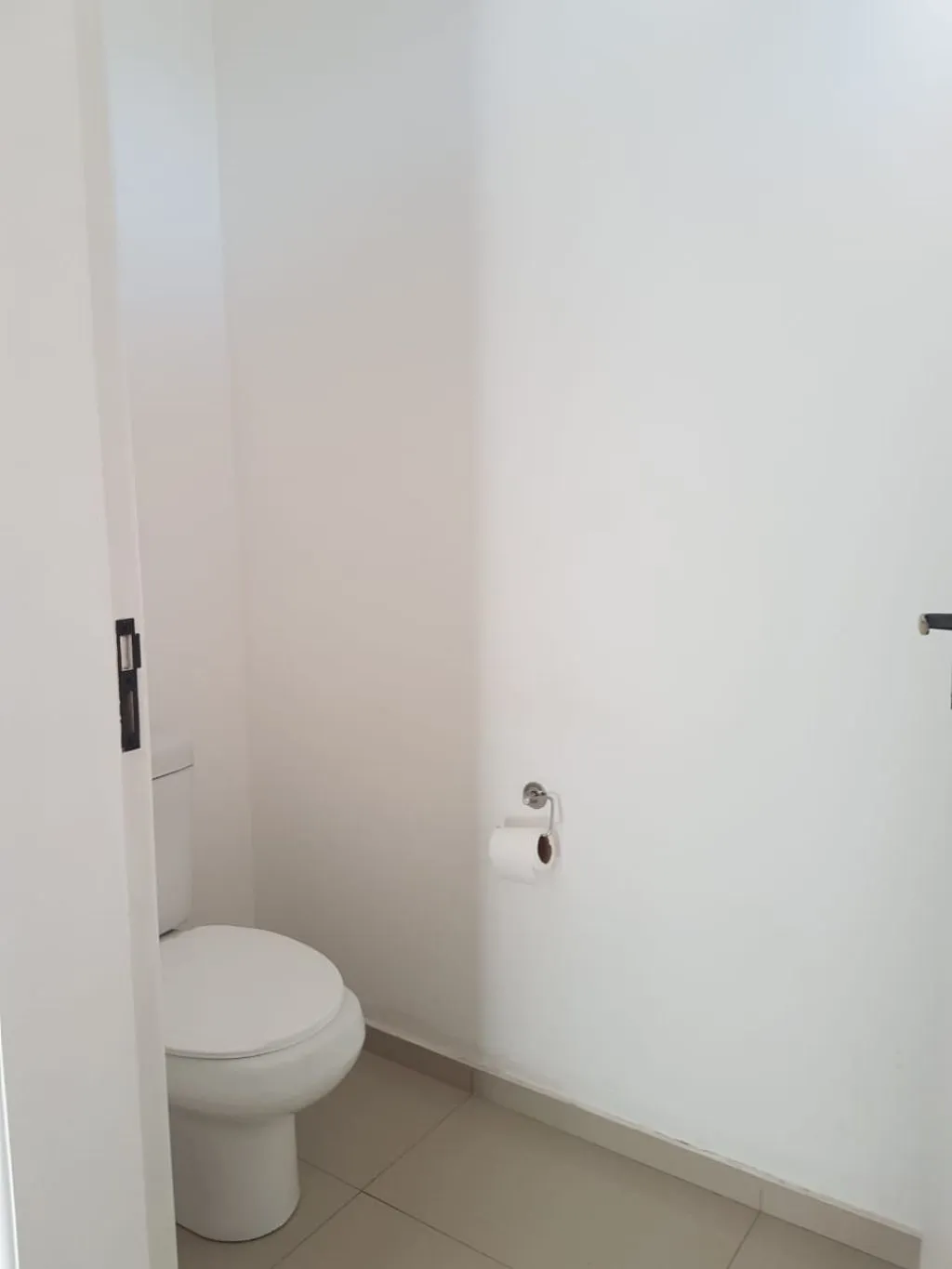 Imagem Excelente Casa 3 Dormitório em Condomínio Horto Florestal III - Sorocaba