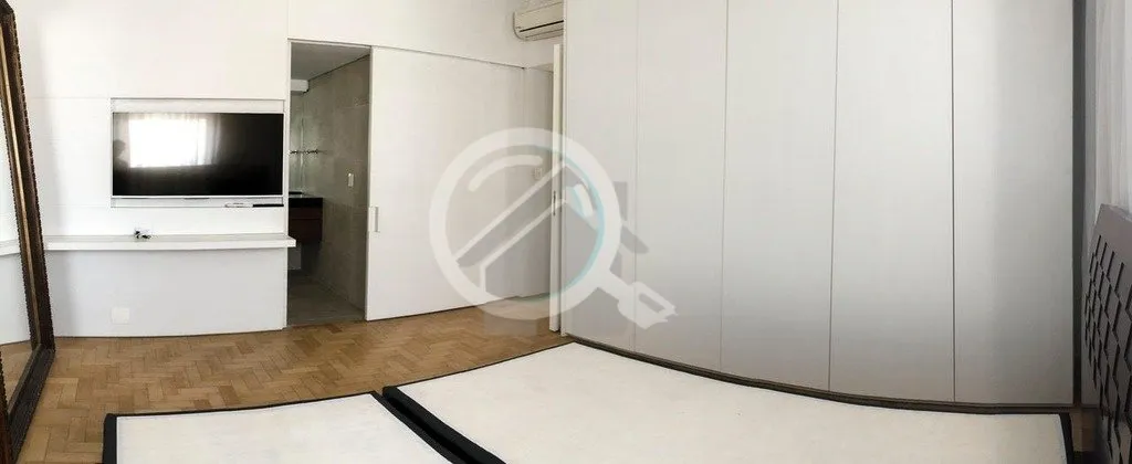 Imagem Apartamento duplex mobiliado com 328m² com 3 dormitórios (3 suítes) e 2 vagas individuais no Moin...