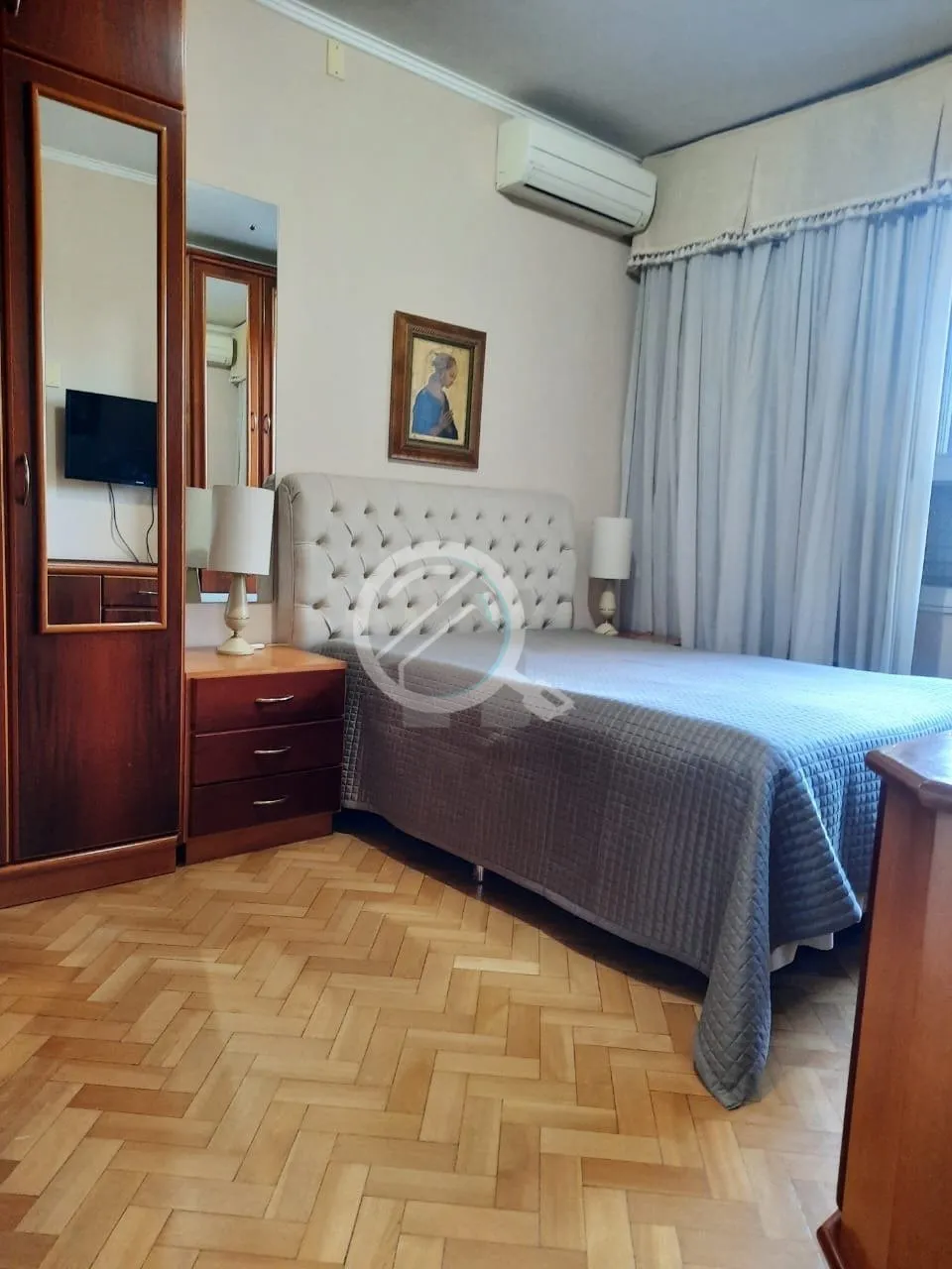 Imagem Apartamento impecável, com móveis sob medida! Amplo living para 2 ambientes, janelas com vista. Ap...
