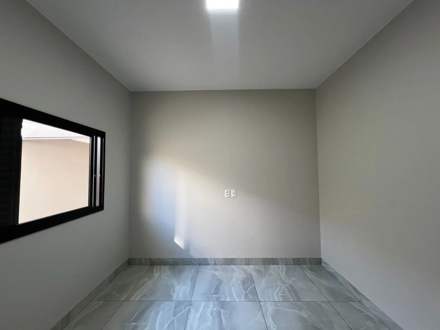 Imagem Casa com 3 dormitórios à venda, 201 m² por R$ 750.000,00 - Afonso Queiroz - Patos de Minas/MG