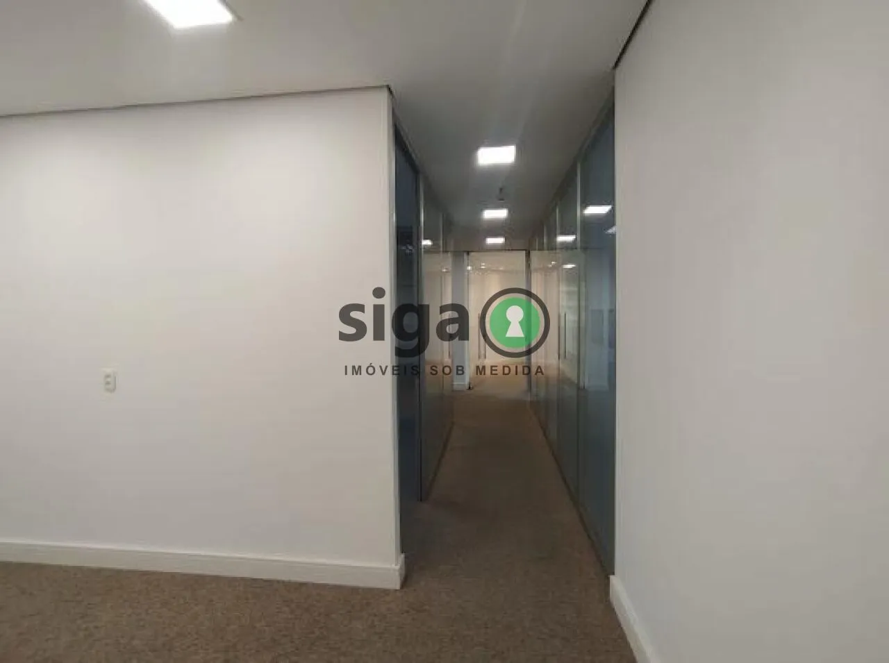 Imagem Conjunto Comercial a Venda e Locação em Cerqueira César com 166 m², Sem mobília.