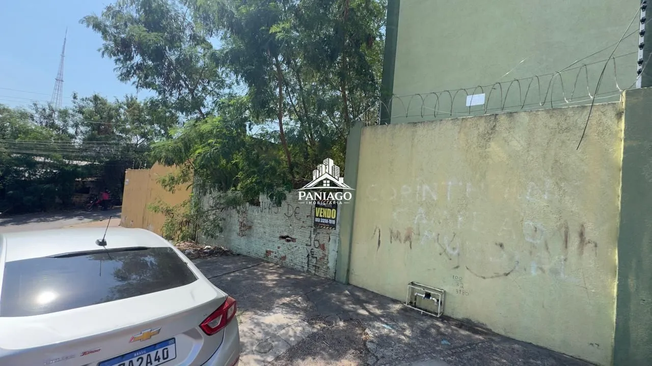 Imagem Terreno à Venda no Bairro Araés - 300m² - Aceita Troca por Veículo, Casa ou Terr